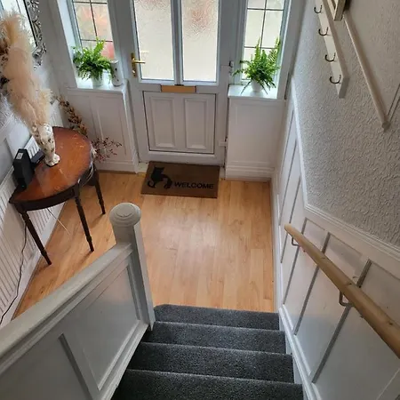 Petals Rm1 Leeds (West Yorkshire)